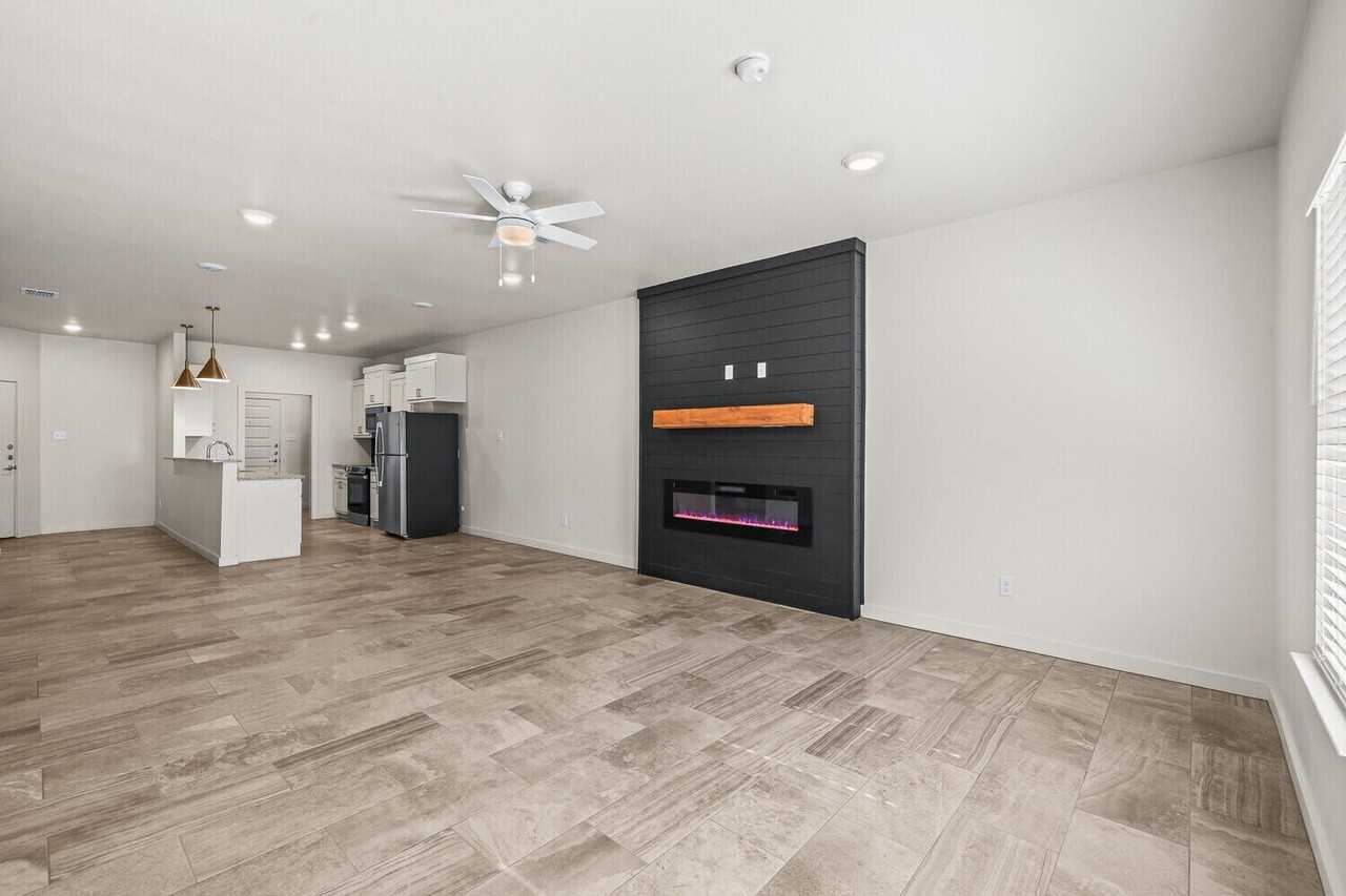 1123 N 7th St - Photo 6 of 25