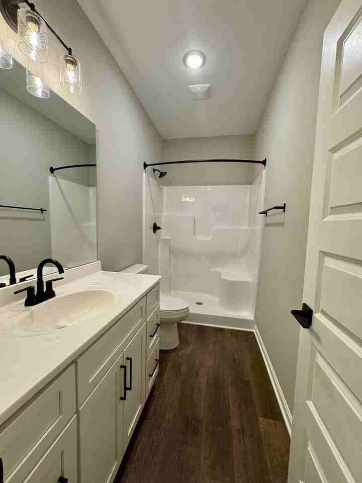 106 Sidewinder Dr - Photo 2 of 22