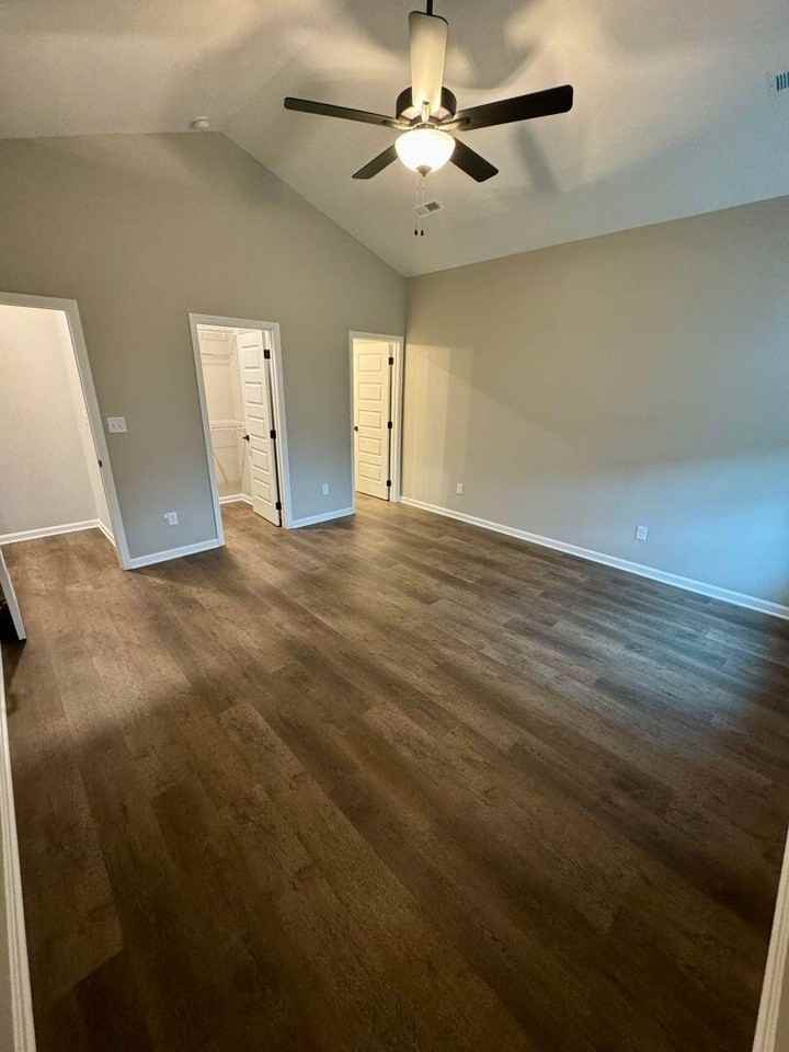 106 Sidewinder Dr - Photo 4 of 22