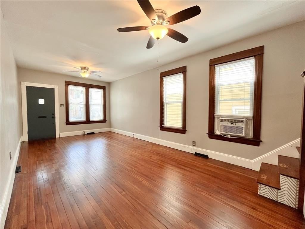 708 Pardee St - Photo 4 of 24