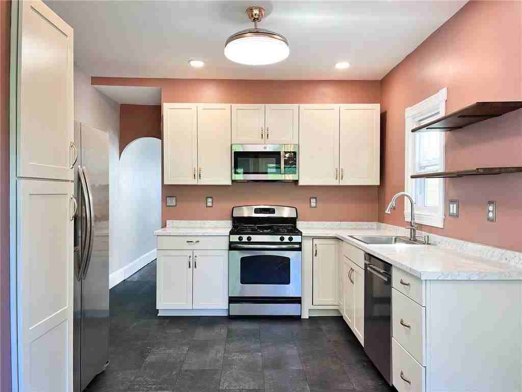 708 Pardee St - Photo 6 of 24