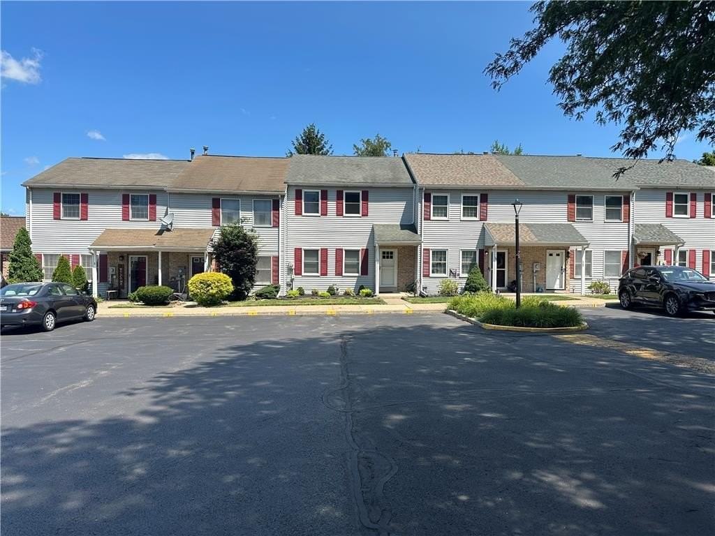 10 Fort Lee Ct - Photo 2 of 14