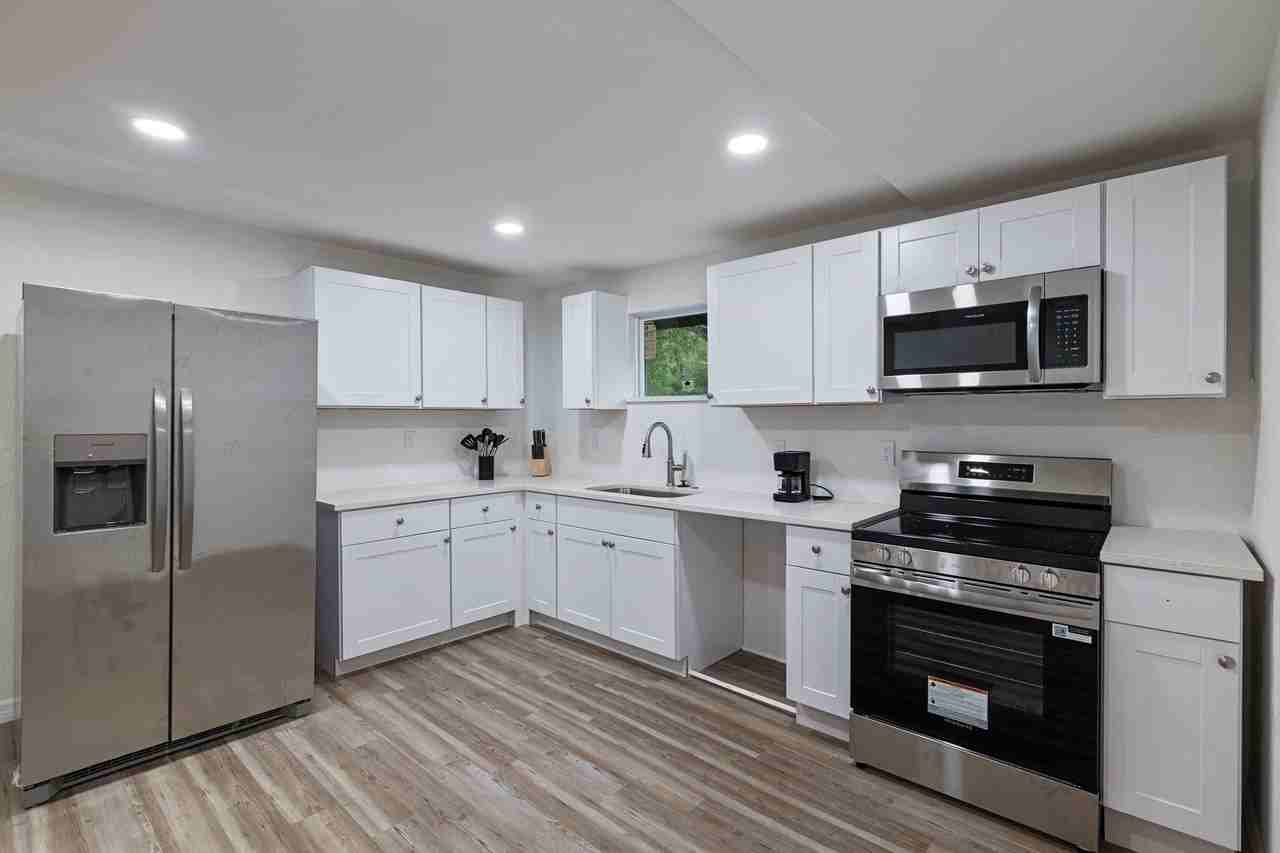 N Wills St - Photo 5 of 14