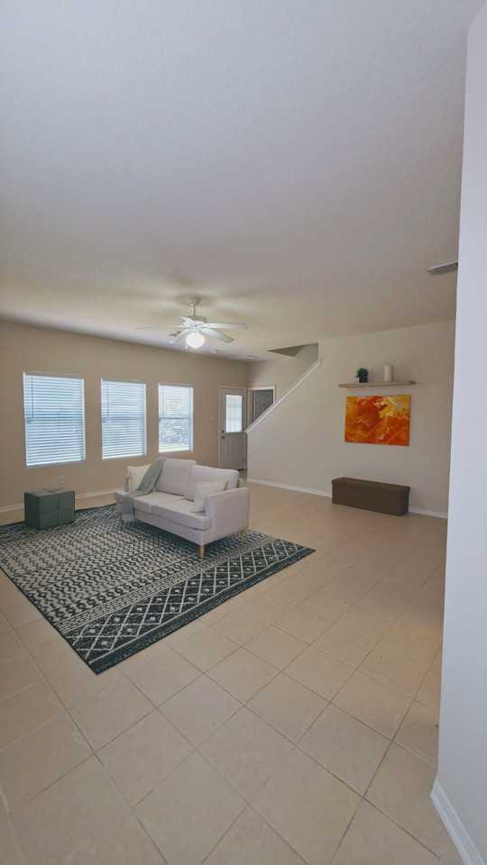 Streamwood Dr - Photo 2 of 44