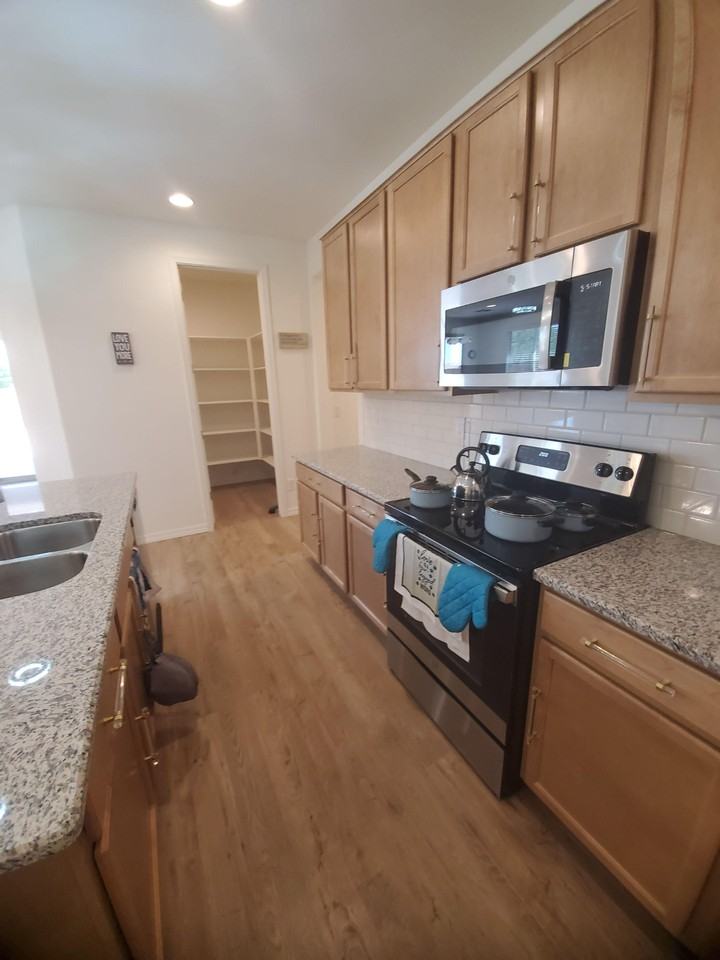 W Kingman Dr - Photo 4 of 17