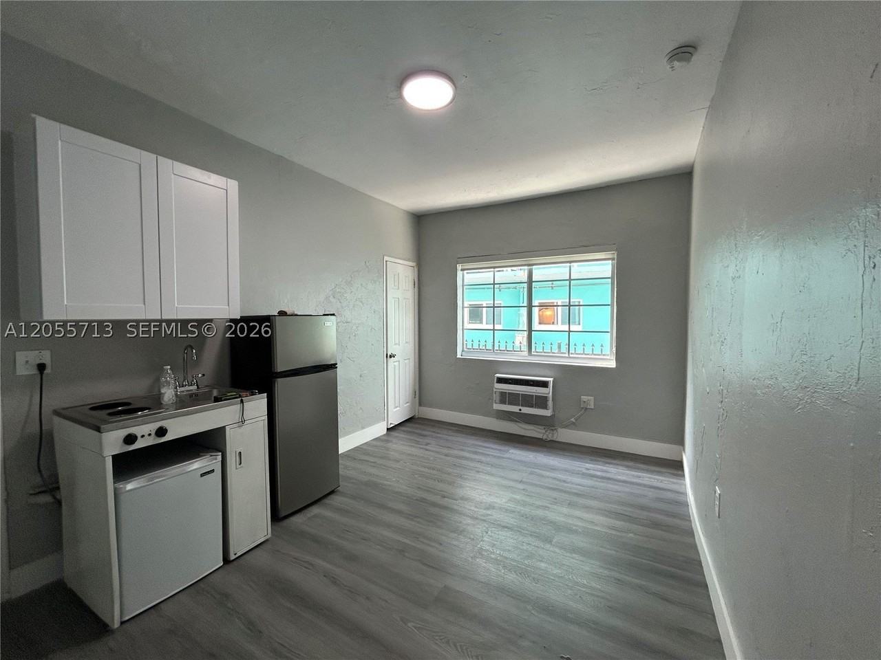 1025 Meridian Ave #105 - Photo 3 of 6