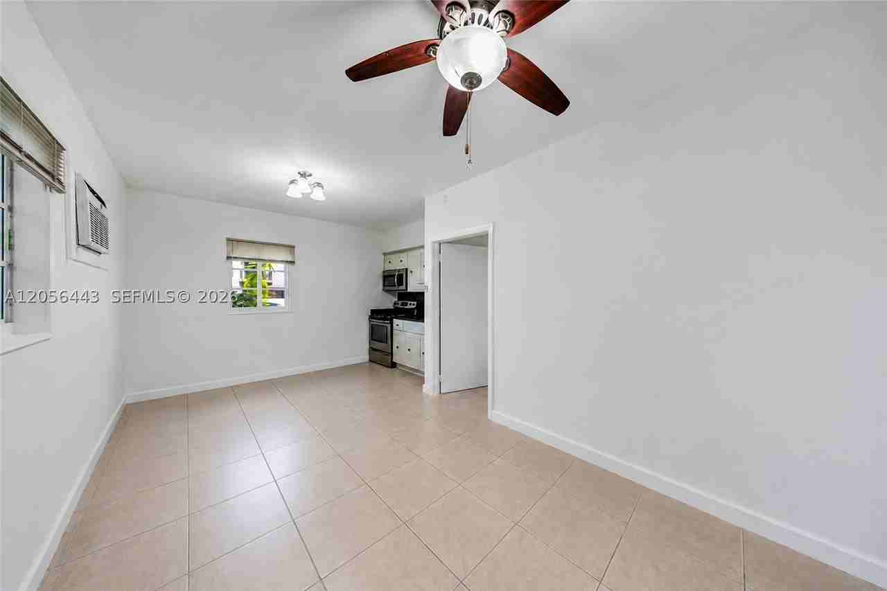 902 Salzedo St #5 - Photo 6 of 33