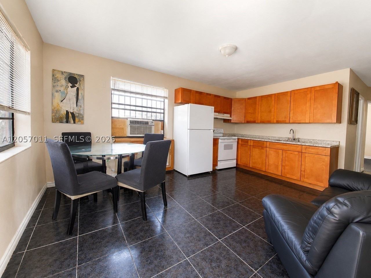 10200 Sw 171st St #B - Photo 3 of 12