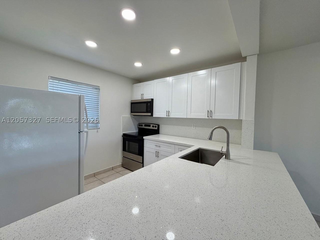 7730 Camino Real #F406 - Photo 2 of 22