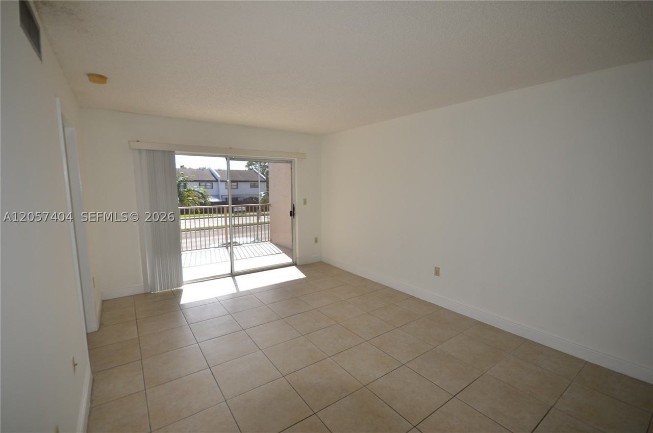 15201 Sw 80th St #207 - Photo 4 of 14