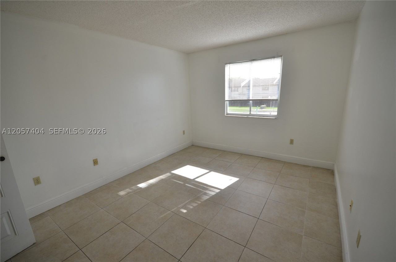 15201 Sw 80th St #207 - Photo 7 of 14