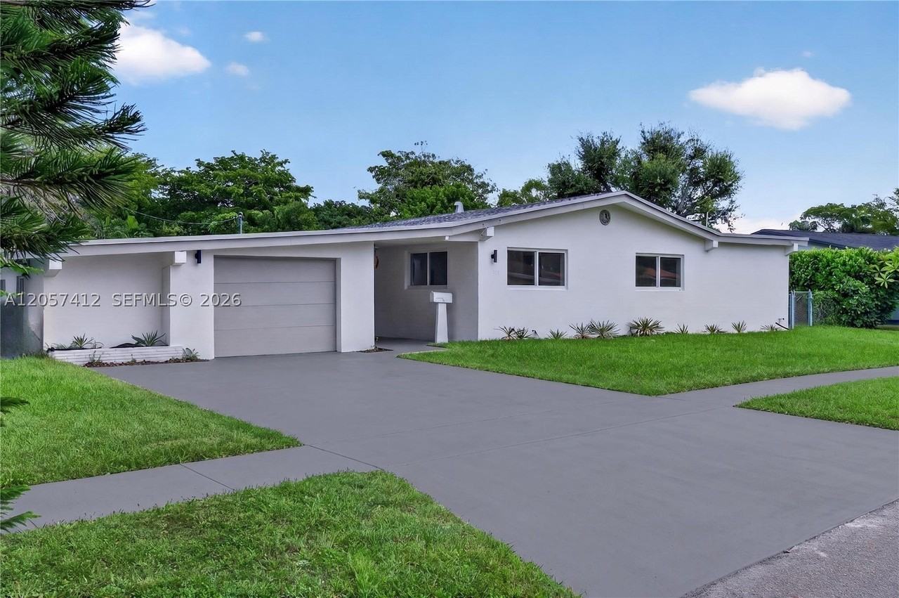 5715 Jackson St - Photo 4 of 50