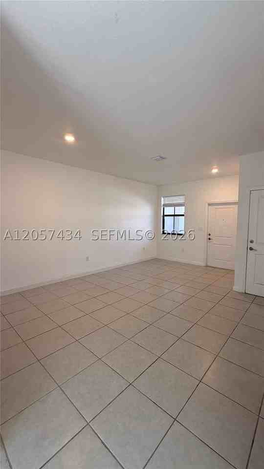 24580 Sw 119th Ct #24580 - Photo 3 of 38