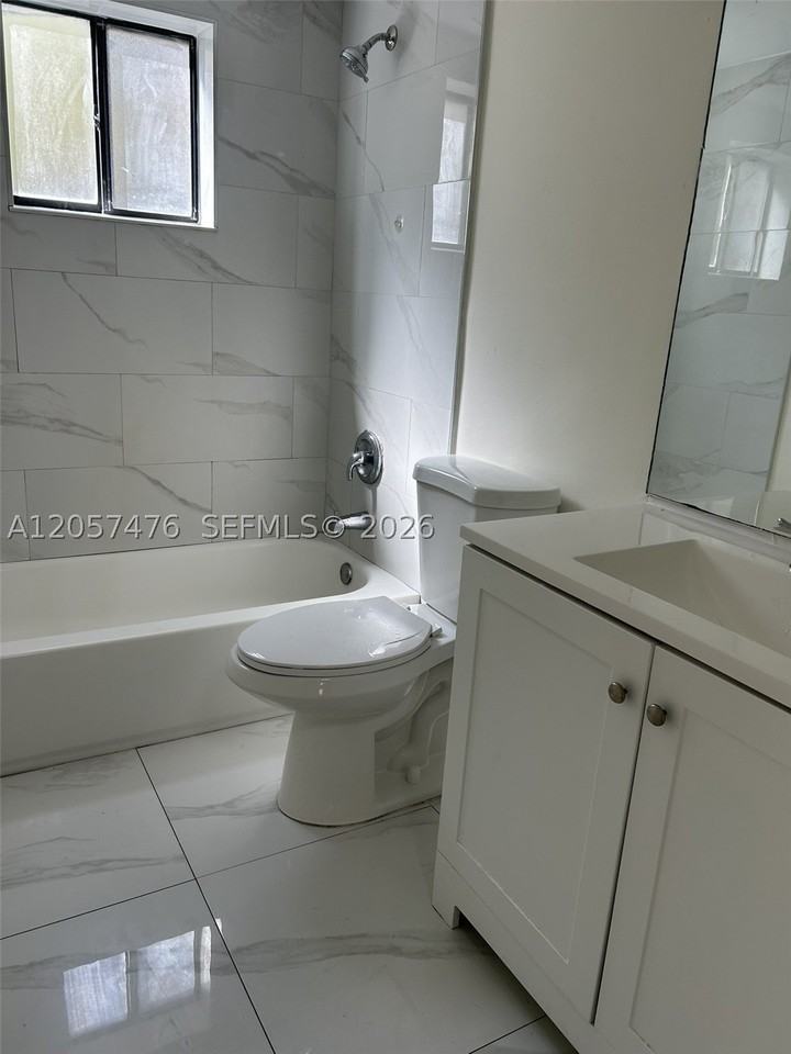 8520 Sw 133rd Avenue Rd #213 - Photo 6 of 26
