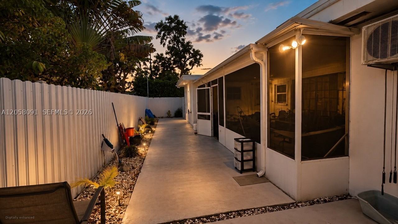 565 Ne 179th Dr - Photo 6 of 16