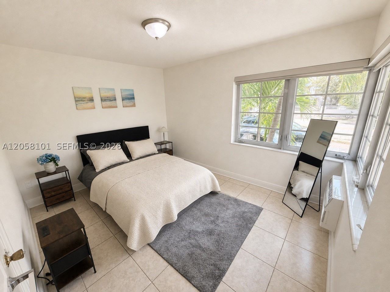 951 Jefferson Ave #2 - Photo 3 of 24