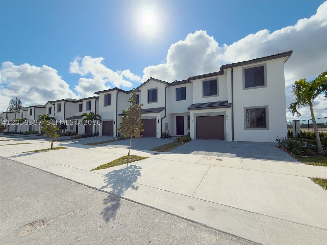 34535 Sw 189th Ct #34535 - Photo 2 of 43