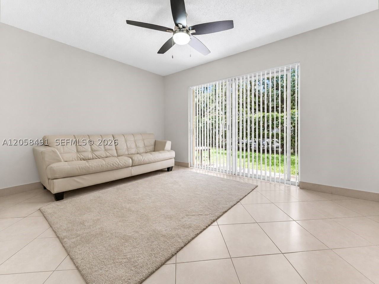3821 Nw 90th Ave #3821 - Photo 2 of 28