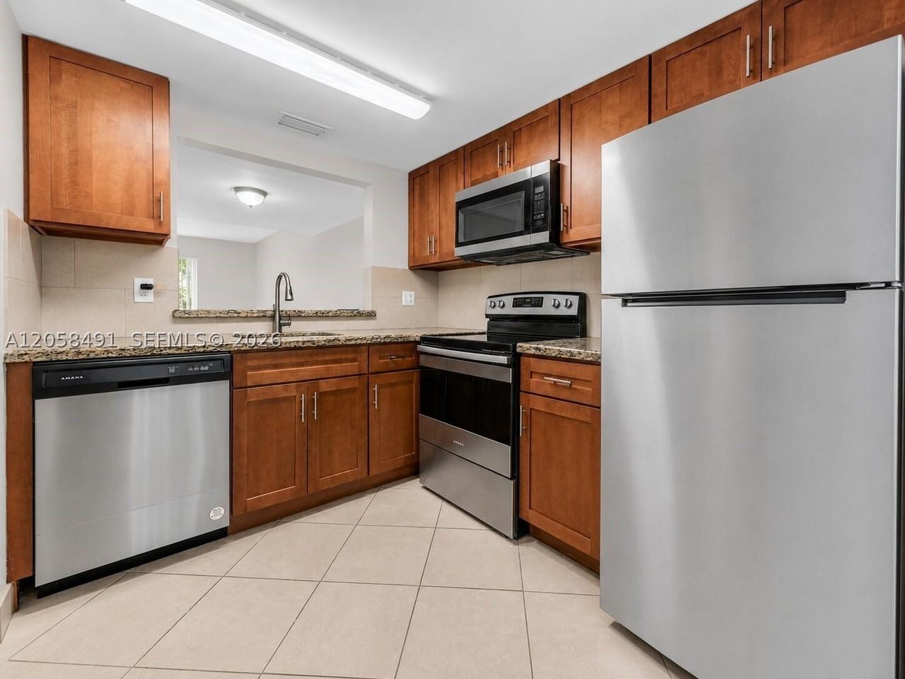 3821 Nw 90th Ave #3821 - Photo 3 of 28