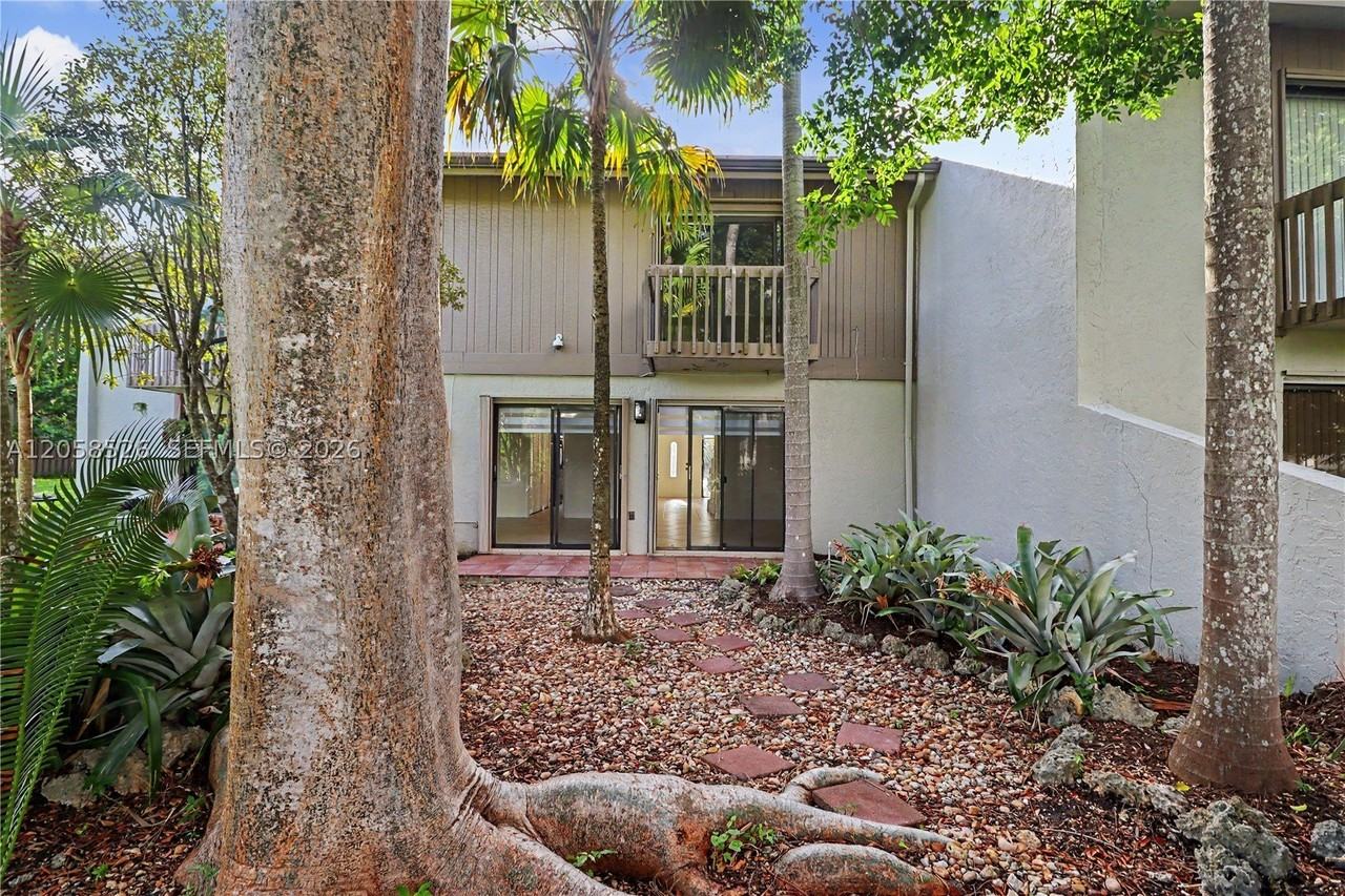 11459 Sw 110th Ln - Photo 3 of 45