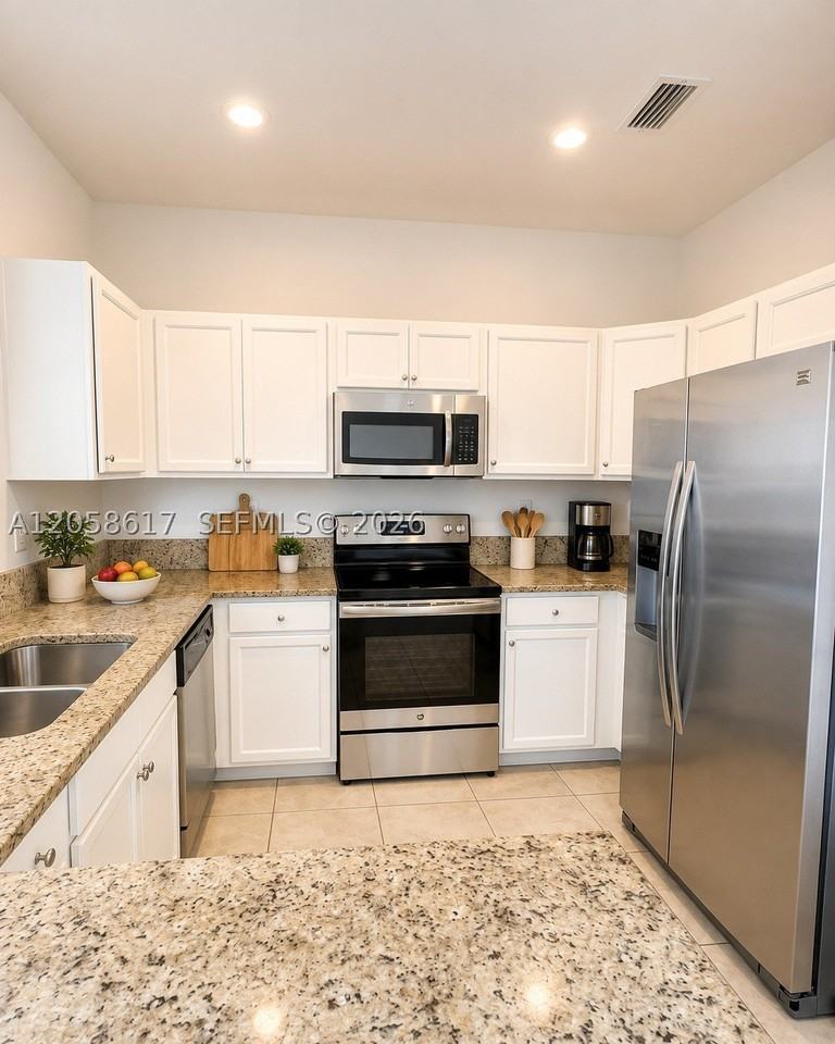 125 Se 34th Ter #125 - Photo 3 of 14