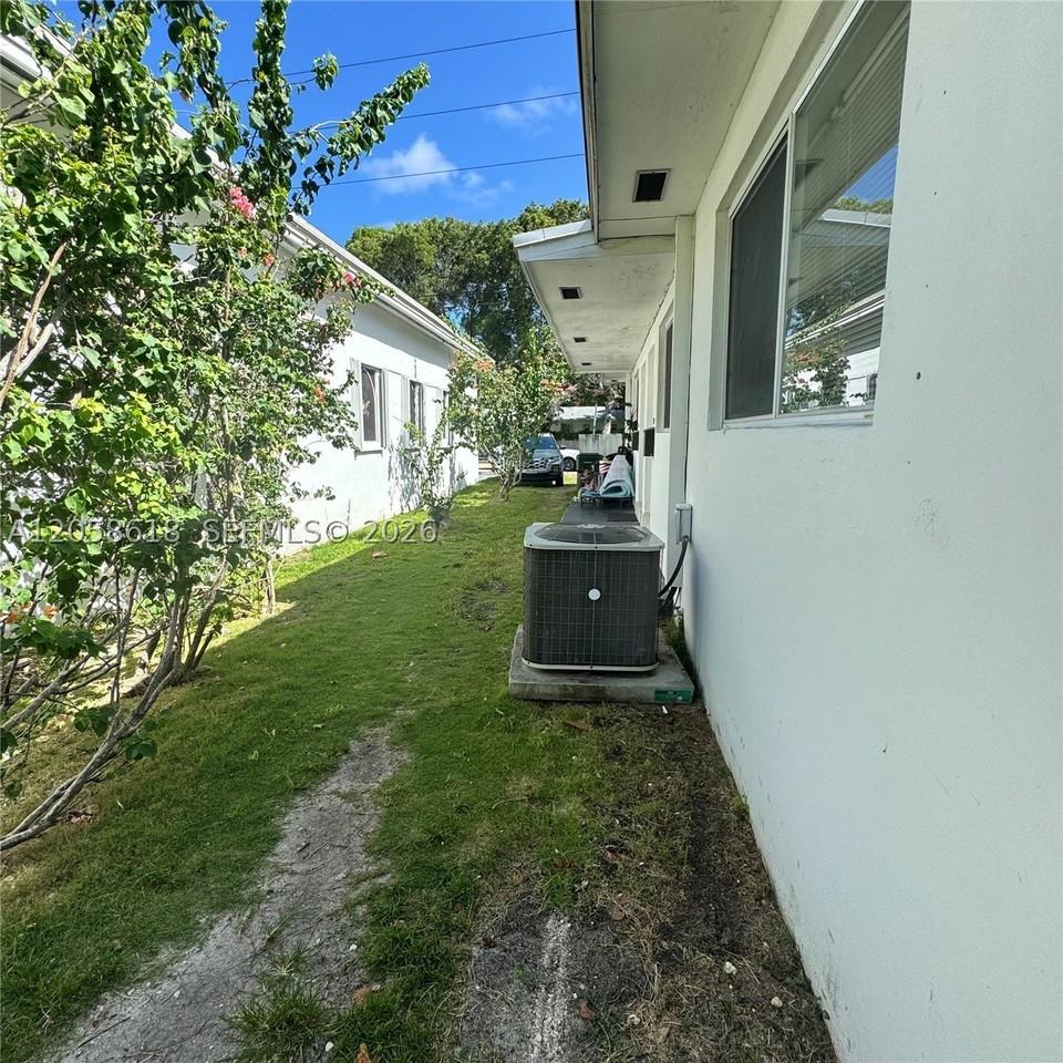 6157 Sw 64th St #6157 - Photo 4 of 4