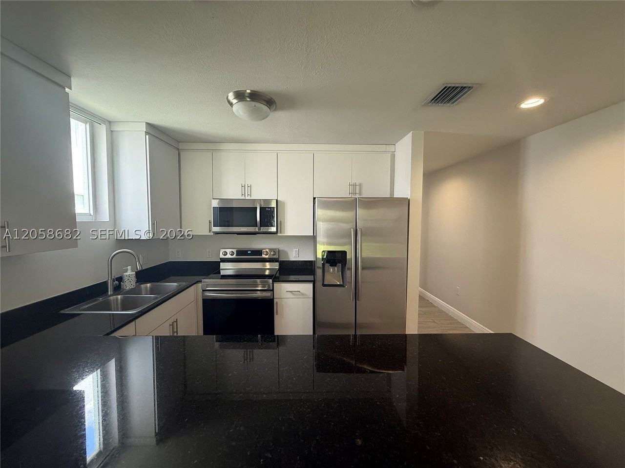 177 E 16th St #177 - Photo 4 of 18