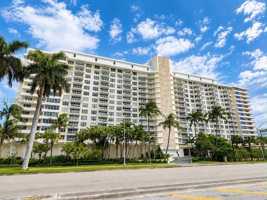 featured image of 5600 Collins Ave #17U