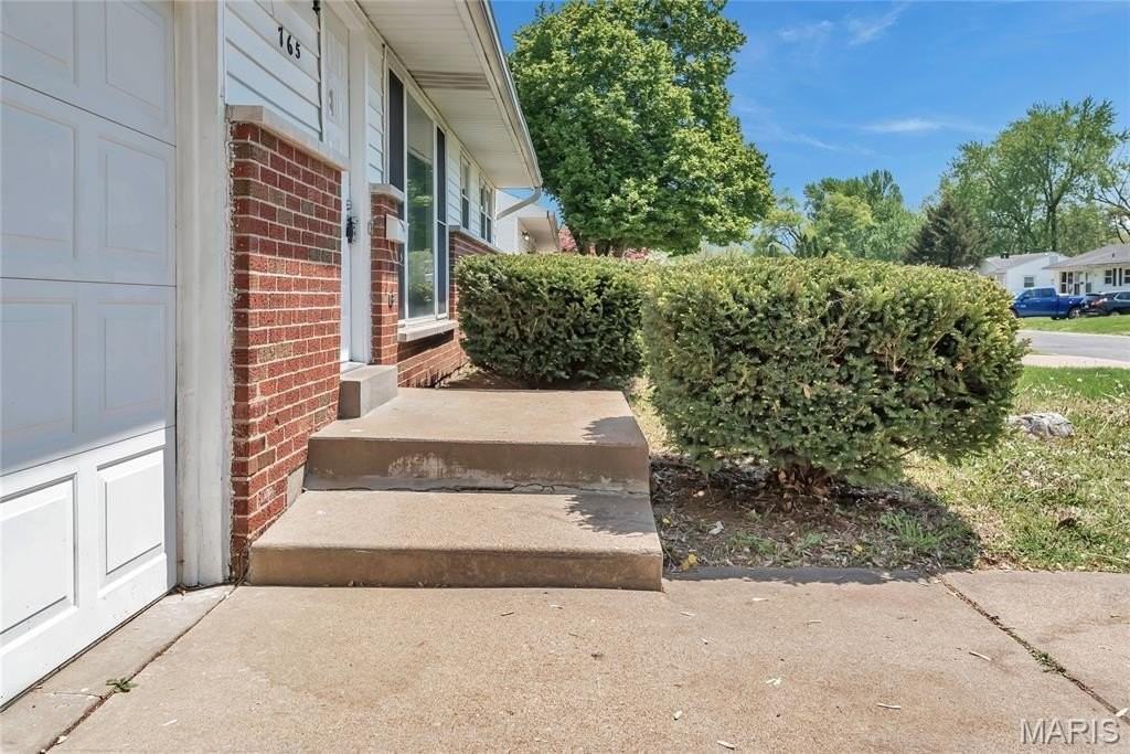 765 Babler Dr - Photo 2 of 29
