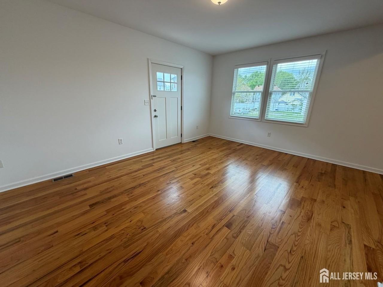 16 E Kupsch St #A - Photo 3 of 14