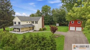 featured image of 226 Gravel Hill Rd