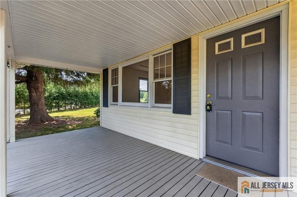226 Gravel Hill Rd - Photo 6 of 17