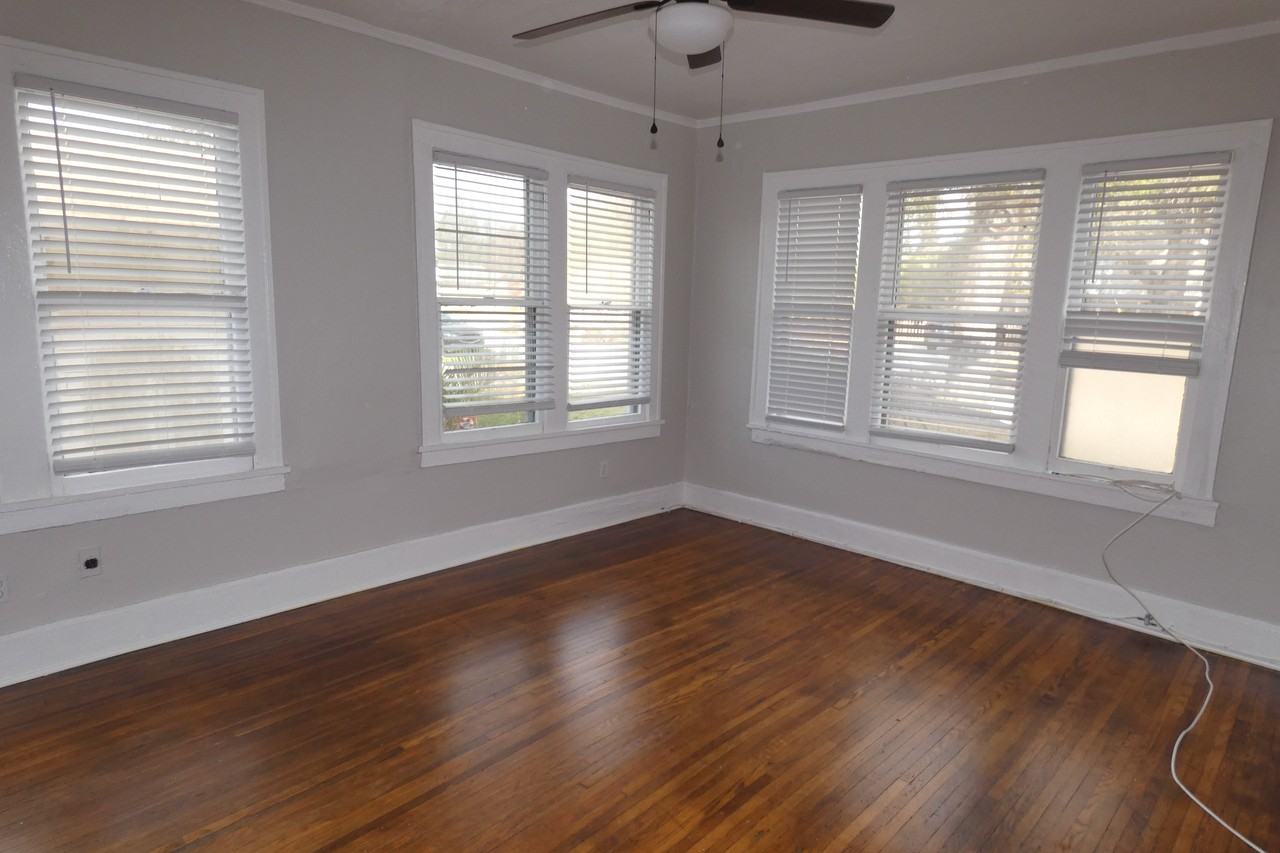 1946 3rd Avenue North #2 - Photo 2 of 8