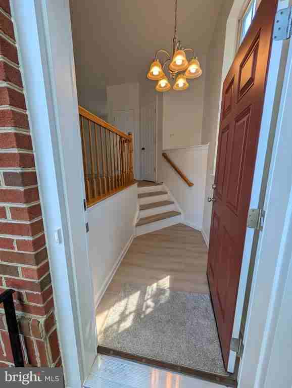 17289 Vaughn Ln - Photo 2 of 50