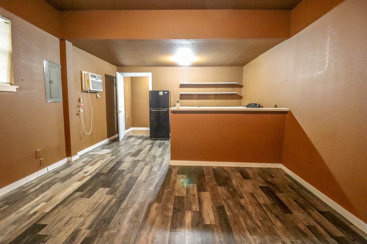 2237 North St Apt 3 - Photo 2 of 9