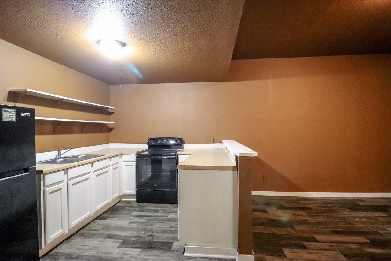 2237 North St Apt 3 - Photo 4 of 9