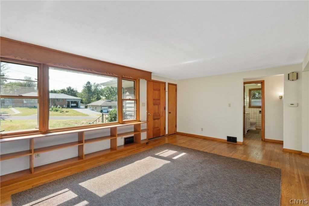 107 Overlook Dr - Photo 4 of 41