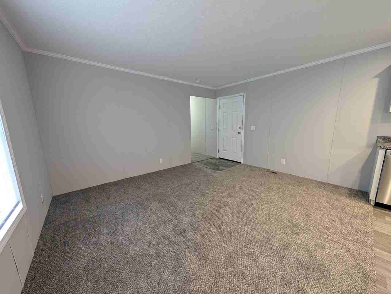 16218 Frontenac Ave #162 - Photo 3 of 33