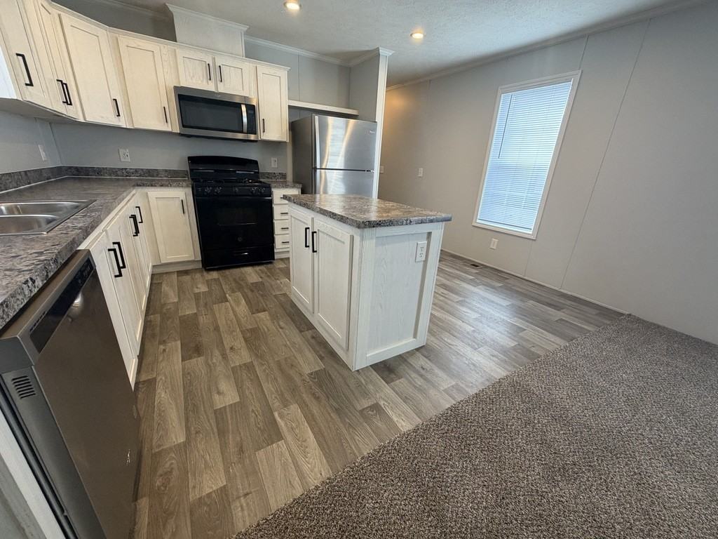 38060 Leverette Ave #435 - Photo 3 of 25