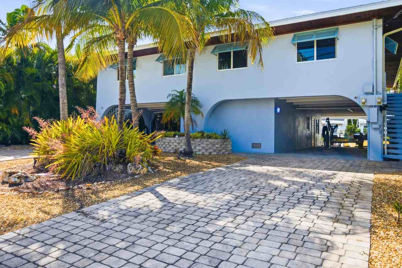 138 N Indies Dr #B - Photo 3 of 32