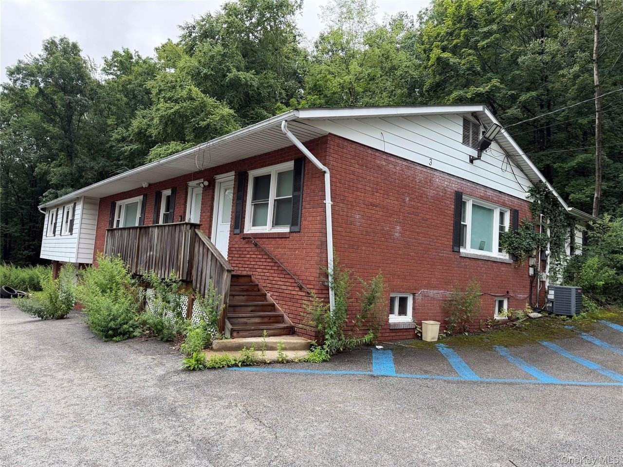 3 Brookside Ave - Photo 2 of 4