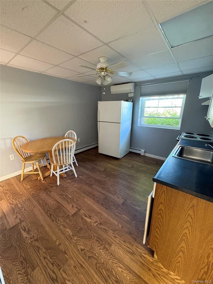 6 Wadsworth Ave - Photo 5 of 12