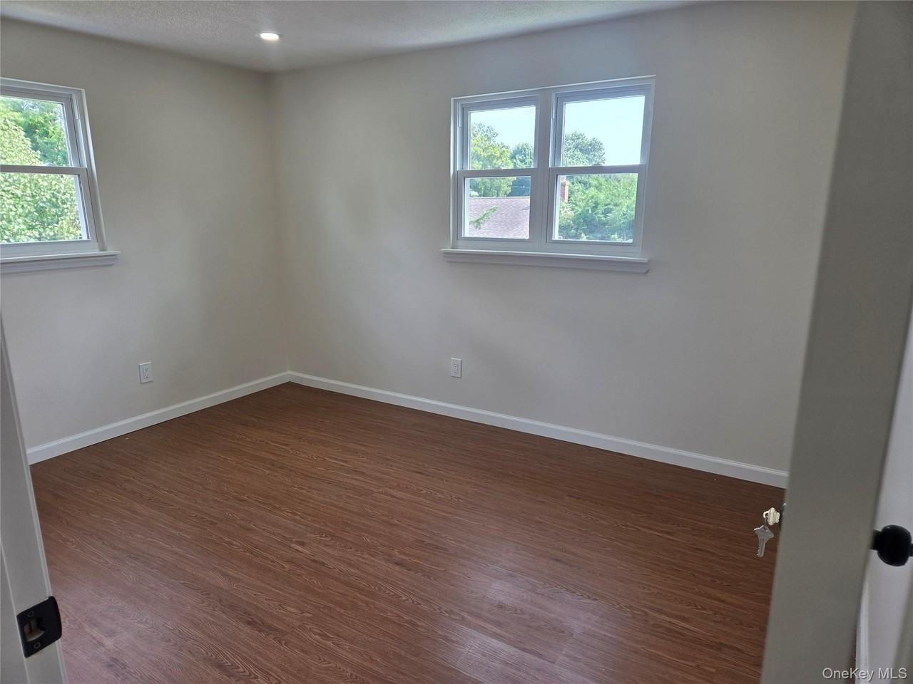 14 Brian Dr - Photo 6 of 10