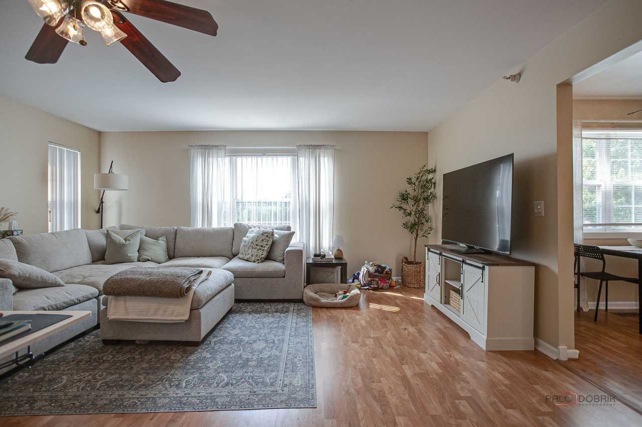 1401 Orleans Dr #1401 - Photo 7 of 30