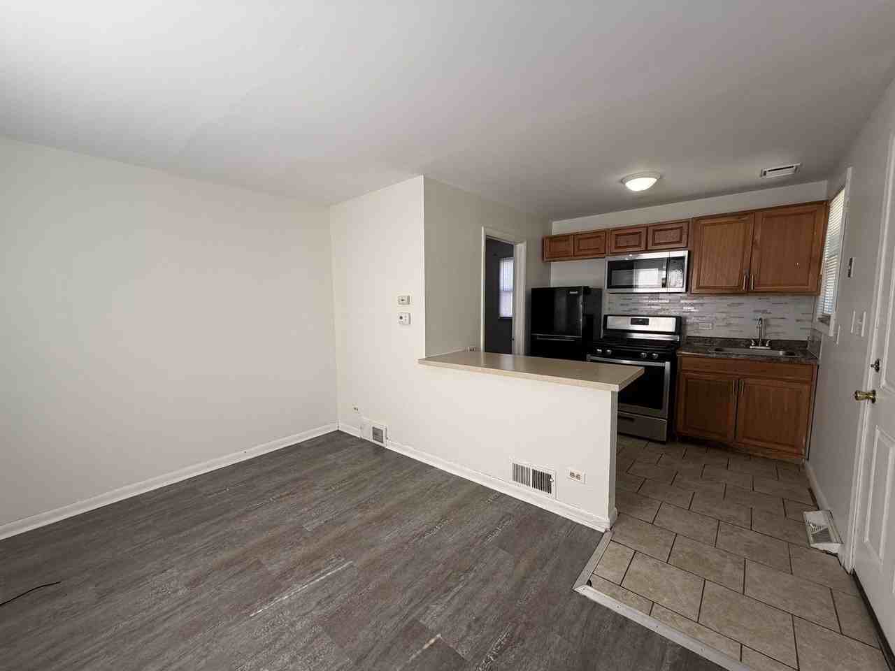 370 Bent St #3 - Photo 5 of 14