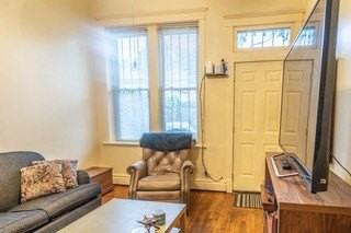 1911 W Belmont Ave #1 - Photo 6 of 10