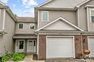 featured image of 1320 E Arnold St