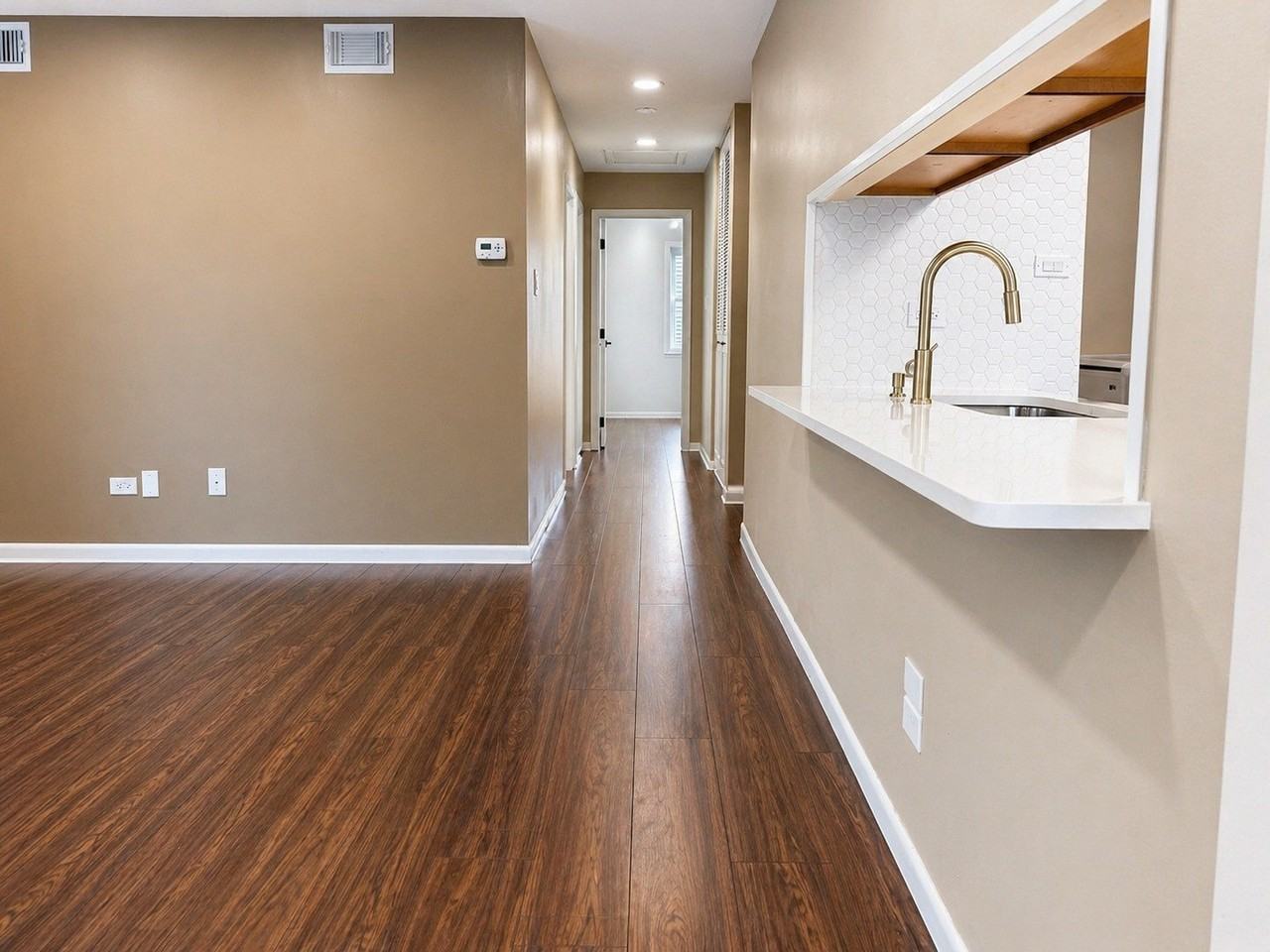 7602 159th Pl #19 - Photo 4 of 8
