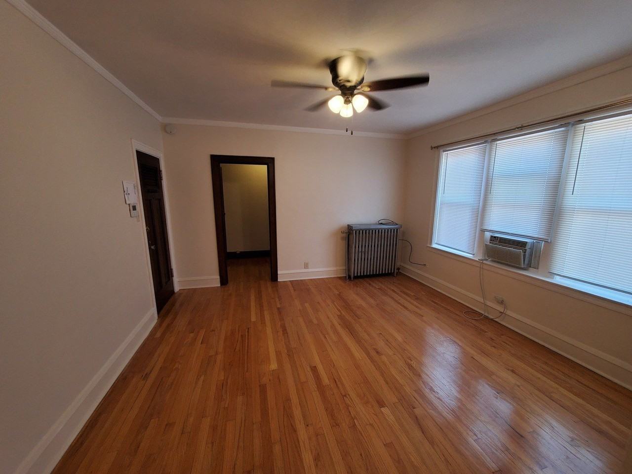 2342 N Spaulding Ave #308 - Photo 3 of 6