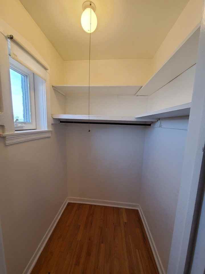 2342 N Spaulding Ave #308 - Photo 4 of 6